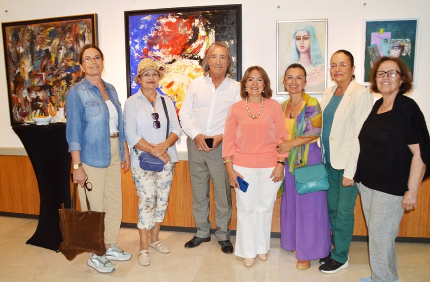 ULUSLARARASI Sanatçılar Birliği Derneği (USB) üyesi ressamların eserleri, Antalya'da sanatseverle buluştu.