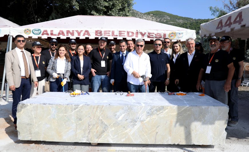 Alanya'da Uluslararası Sanat Şöleni Başladı: 6 Ülkeden 10 Heykeltıraş Eserlerini Sergileyecek
