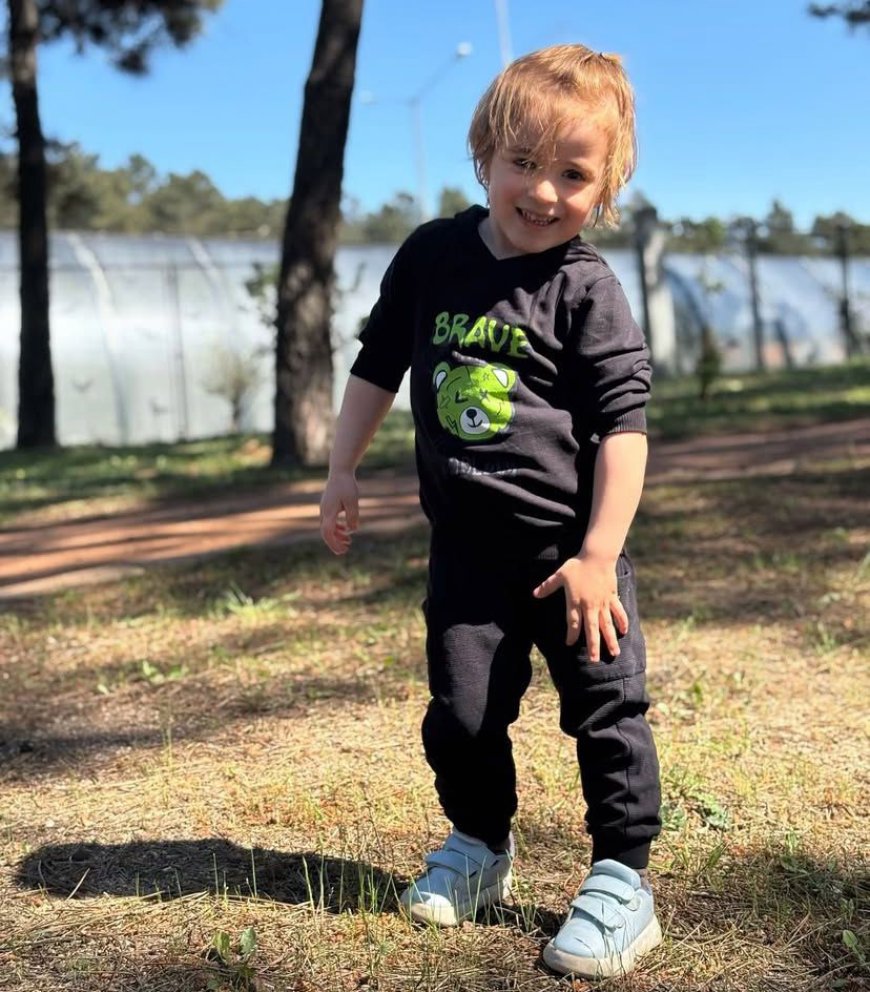 ANTALYA'nın Kumluca ilçesinde DMD hastası 3 yaşındaki Bulut İşgör için bağış gecesi düzenlendi.