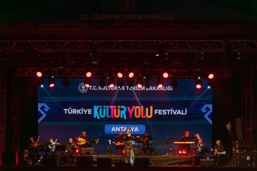 Antalya Kültür Yolu Festivali Muhteşem Kapanışla Sona Erdi