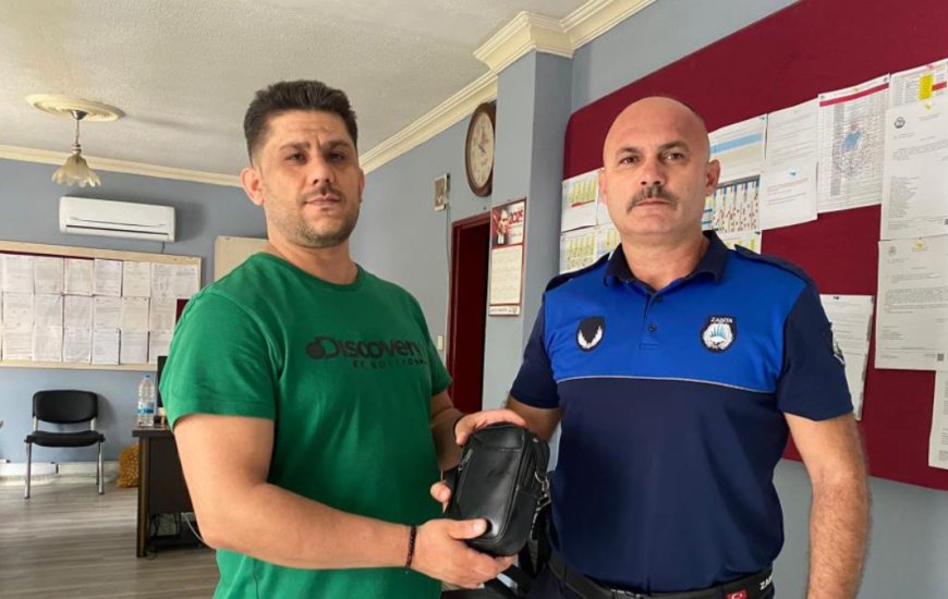 Serik Zabıtası'ndan Örnek Hareket: Unutulan Çanta Sahibine Ulaştı