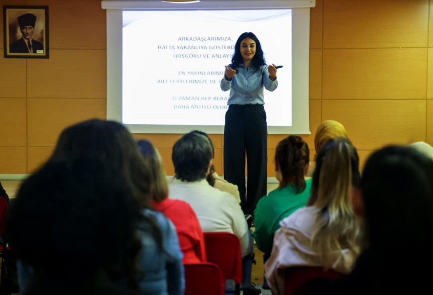 Sağlıklı İlişkiler, Verimli Hizmet: Antalya Büyükşehir Personeline 'Aile İçi İletişim' Eğitimi