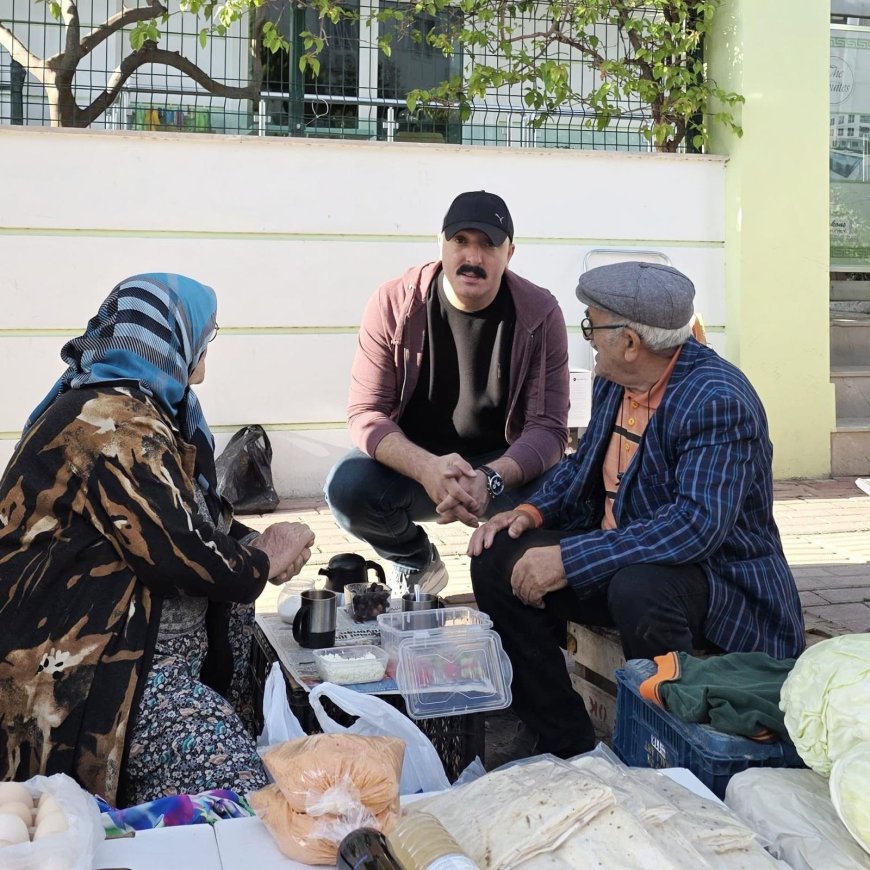 Konyaaltı'nda Yönetim Anlayışı: Başkan Kotan Masadan Kalktı, Esnafın Yanında Yer Aldı.