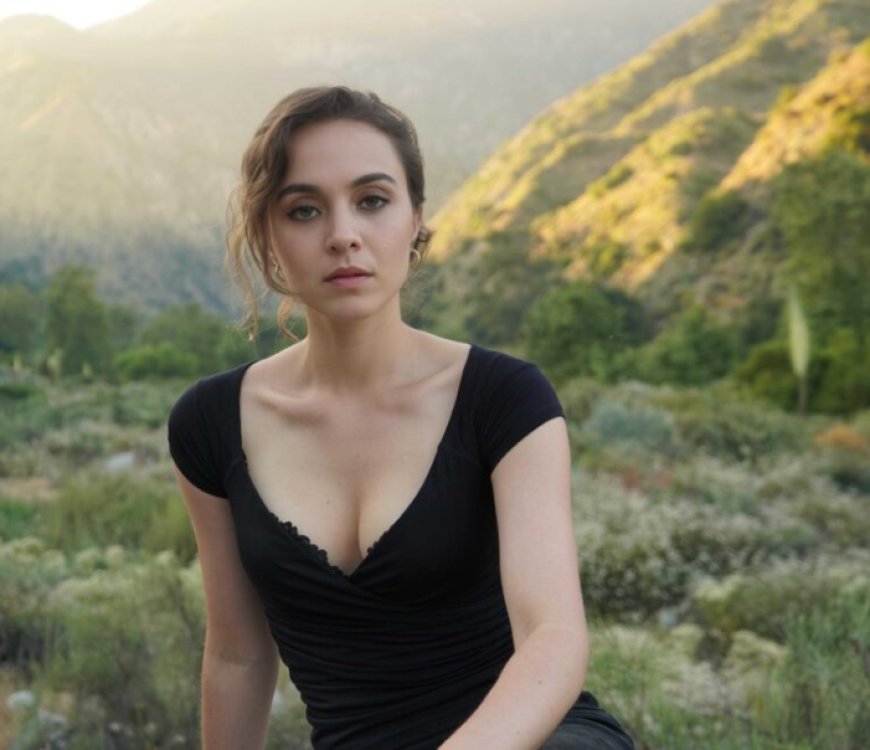 Sinema Dünyasının Yeni Yüzü Sara: Üç Büyük Film ve Bir Senaryo ile Gündemde.