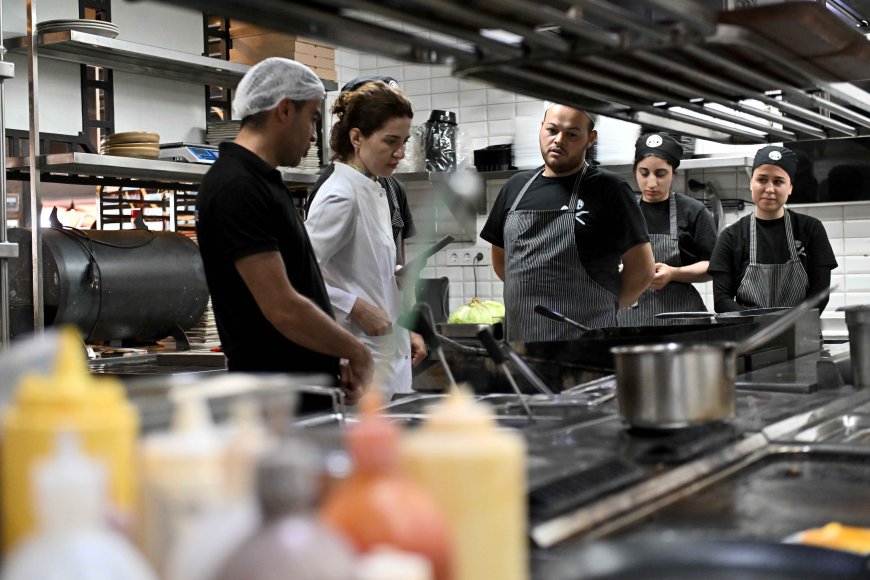 Muratpaşa'dan 'Gold Town' Hamlesi: Antalya, Hijyen ve Gıda Güvenliğinde Örnek Şehir Oluyor!