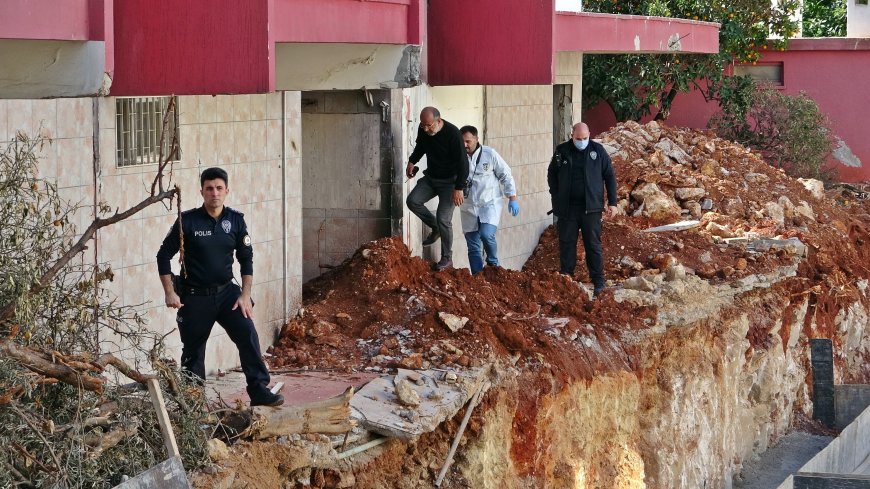 Antalya'da Esrarengiz Ölüm: Terk Edilmiş Binada Çıkan Yangın, 30'lu Yaşlardaki Bir Erkeğin Sonu Oldu.