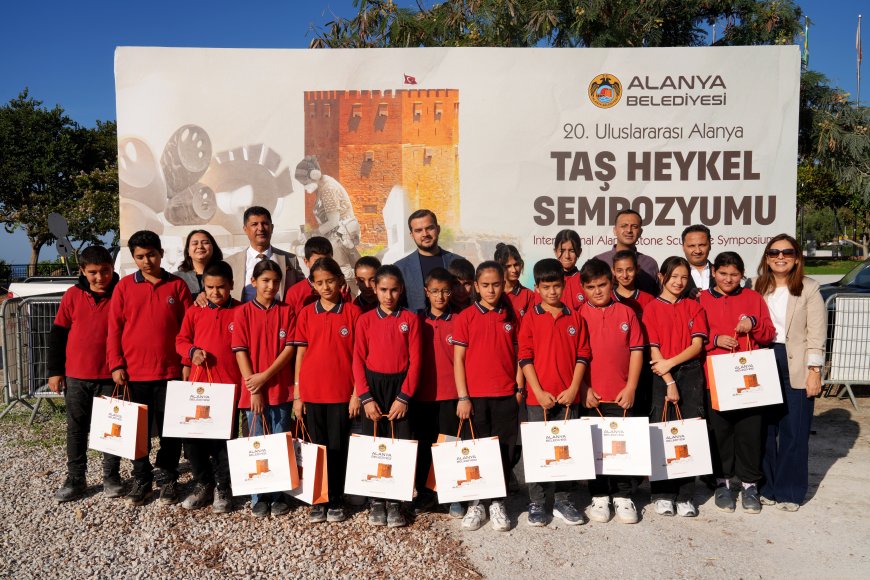20. Uluslararası Alanya Taş Heykel Sempozyumu Tam Gaz: Gençlerin Sanat Okuryazarlığı Artırılıyor.