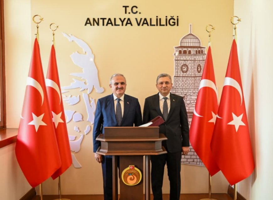 İçişleri Bakan Yardımcısı Münir Karaloğlu Antalya Valiliği’ni Ziyaret Etti