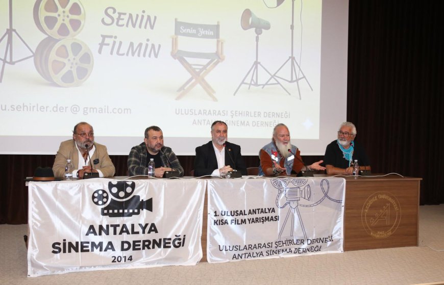 AKÜ İletişim Fakültesi'nde Kısa Film Odaklı Söyleşi: Sinema ve Tiyatro Sanatçıları Ağırladı