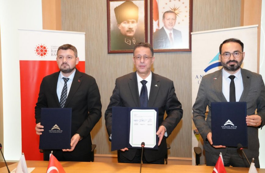 Bağımlılıkla Mücadelede Güç Birliği: İletişim Başkanlığı, ABÜ ve Yeşilay'dan Stratejik Protokol