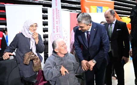 ANTALYA’DA ENGELLER SEVGİYLE AŞILIYOR