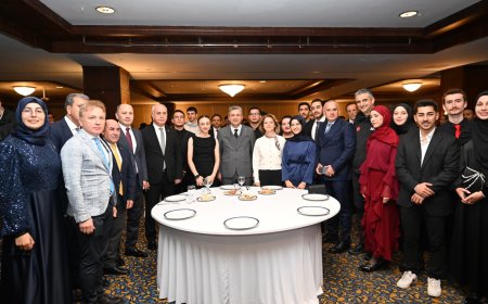 Antalya'da Dünya Gönüllüler Günü'nde Anlamlı Ödül Töreni