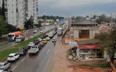 Antalya Kavşak İnşaatını Pideci Durdurdu: Mahkeme Kararı Bekleniyor