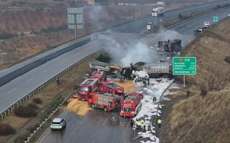 Gaziantep'te Korkunç Kaza: 3 Tır Çarpıştı, Alev Topuna Döndü