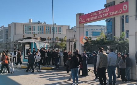 Feci Kazada Hayatını Kaybeden Lise Öğrencisi Batuhan'ın Cenazesi Memleketine Götürüldü