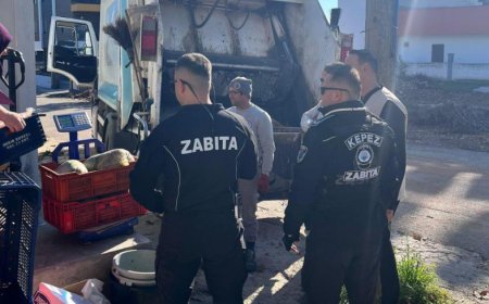 Kepez'de Büyük Baskın: Soğuk Hava Deposundan 574 Kilo Bozuk Gıda Çıktı!