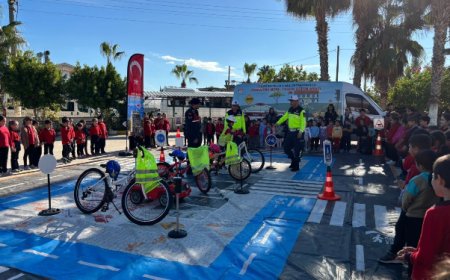 Antalya'da Geleceğin Sürücülerine Trafik Güvenliği Eğitimi