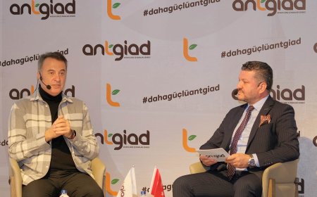 Gündem Antalya ve Ekonomi: ANTGİAD Üyeleriyle Gelecek Stratejilerini Konuştu