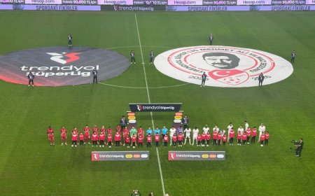 CORENDON AIRLINES PARK'TA ASLAN FIRTINASI: Antalyaspor İlk Yarıyı 2-0 Geride Kapattı