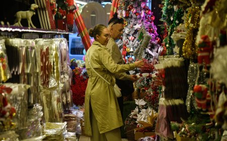 ANTALYA’DA YENİ YIL ALIŞVERİŞİ ÇILGINLIĞI