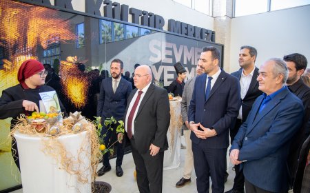 ANTALYA'nın Manavgat ilçesinde Tutum, Yatırım ve Türk Malları Haftası programı düzenlendi