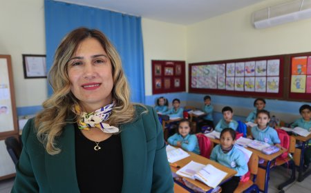 Eğitimin Nobel'inde Tek Türk: Aysel Şener Dünyanın En İyi 50 Öğretmeni Arasında!