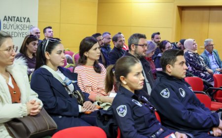 Büyükşehir Personeline Hayati Eğitim: Kanserle Mücadele ve Erken Tanı Anlatıldı