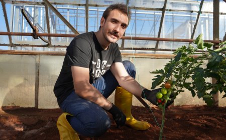 Antalya’da "Akademi Çiftlik" Rüzgarı: Bilimle Üretilen Ürünler Kapış Kapış Gidiyor!