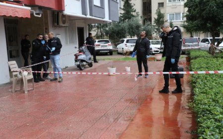 Kepez’de Sır Ölümler: Polis 8. Kattan Düşen Anne ve Oğul İçin Harekete Geçti
