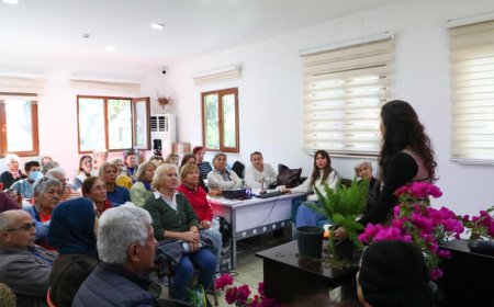 Büyükşehir’den Yaş Almış Bireylere "Çiçek Gibi" Eğitim.