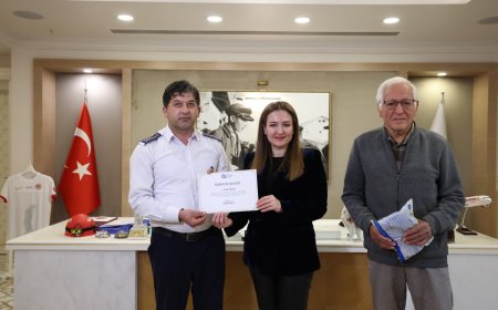 Antalya Büyükşehir Belediyesi’nden Örnek Şoföre Teşekkür Belgesi.