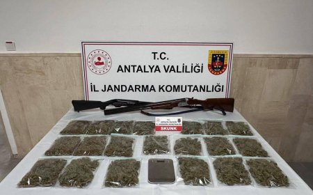 Korkuteli’de Jandarmadan Dev Operasyon: 17 Kiloya Yakın Skunk Ele Geçirildi!