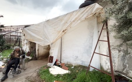 Turizmin Başkentinde Dram: Bir Zamanlar Sera Yapıyordu, Şimdi Muşambada Yaşıyor