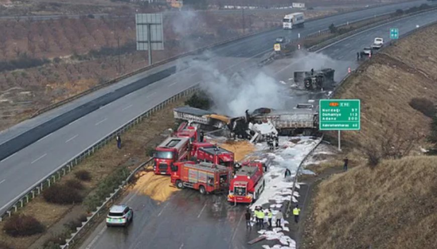 Gaziantep'te Korkunç Kaza: 3 Tır Çarpıştı, Alev Topuna Döndü
