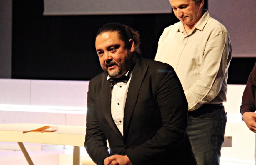 Antalya DT Prömiyerinde Duygusal Fırtına!