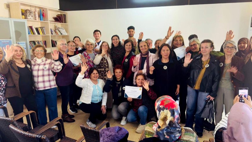 Muratpaşa'da "Kıdemli" Sağlık Seferberliği: Yaşlı Evi Üyelerine Sağlık Rozeti