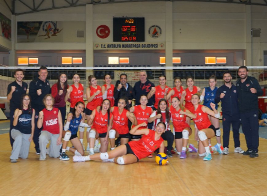 Muratpaşa’da Voleybol Şöleni: Antalyaspor Afyon’u Mağlup Etti