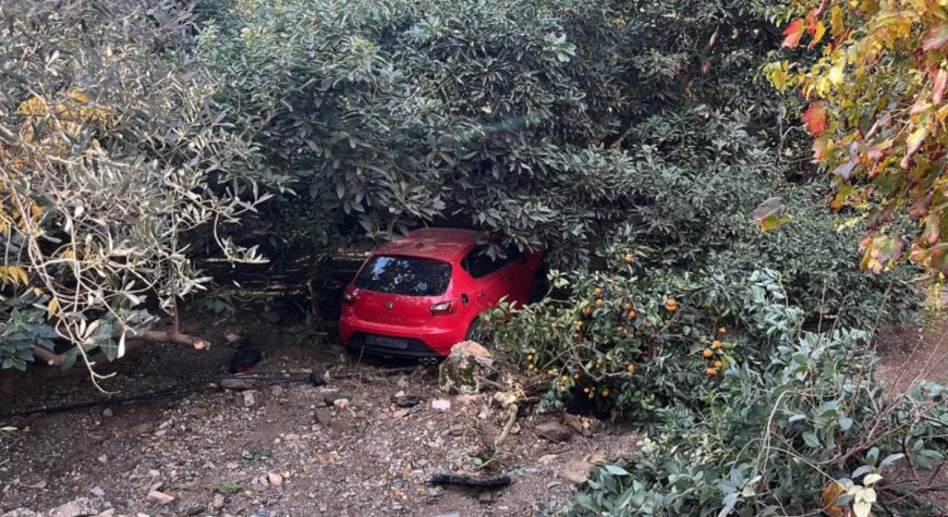Alanya’da Boru Patlaması Dehşeti: Yol Çöktü, Araç Sürüklendi
