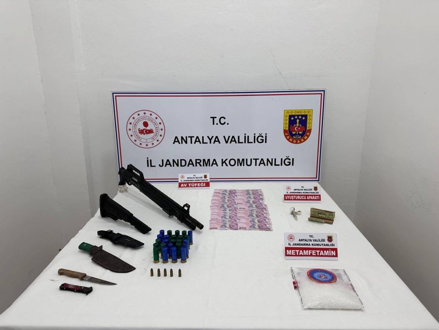 Antalya’da Huzur Operasyonu: Jandarma Suç Unsurlarına El Koydu