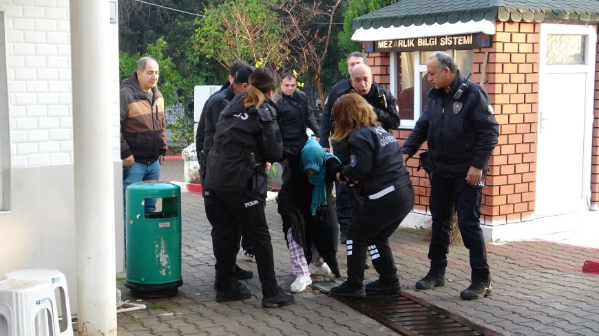 Antalya’da Şüpheli Paket Alarmı! Çantayı Bırakıp Mezarlığa Kaçtı