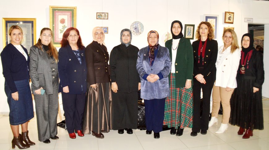 Antalya’da El Emeği Göz Nuru Şöleni: Yılın Son Sergisi Açıldı.