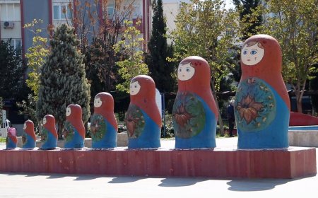 Konyaaltı’nın Matruşkaları "Tazeleniyor": 11 Yıllık Simgelere Estetik Dokunuş