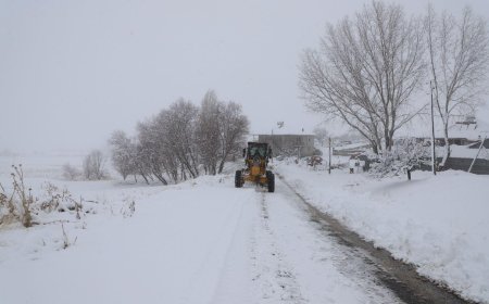 Korkuteli’de Kışa Geçit Yok: Belediye Ekipleri 7/24 Sahada!