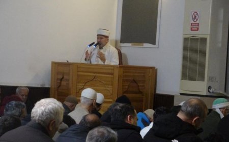 Antalya’da Miraç Kandili Eda Edildi: İbadet, Dua ve İkram Bir Aradaydı.