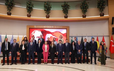 Antalya "Dünyanın İklim Başkenti" Olmaya Hazırlanıyor