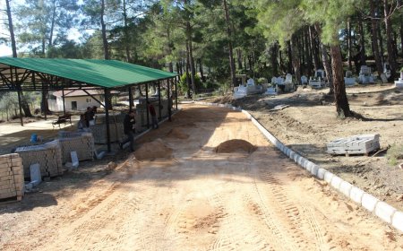 Manavgat Mezarlıklarına Büyükşehir Dokunuşu: Modern ve Düzenli Görünüm