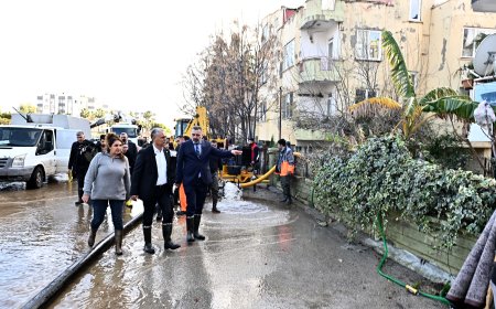 Başkan Ümit Uysal Sahada: "Teknik Aksaklıklar Su Baskınlarına Neden Oldu"