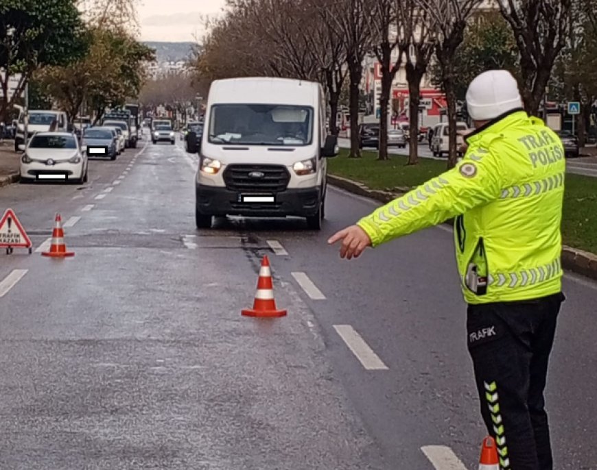 Antalya’da Trafik Denetiminde Rekor Sayı: 1 Haftada 60 Binden Fazla Araç Kontrol Edildi!
