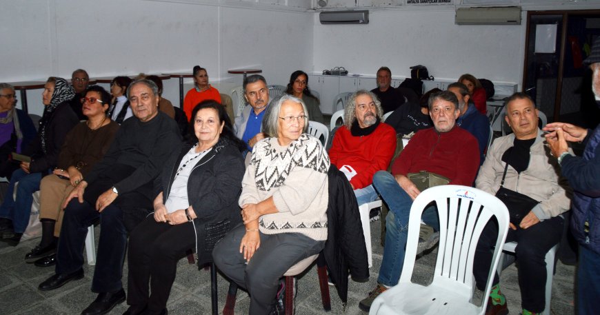 Antalya Sanatla Renkleniyor: Fotoğraf Karelerinde Hayat Var