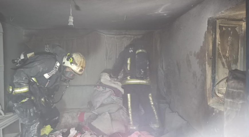 Manavgat’ta Korkutan Yangın: Bodrum Katındaki Ev Küle Döndü